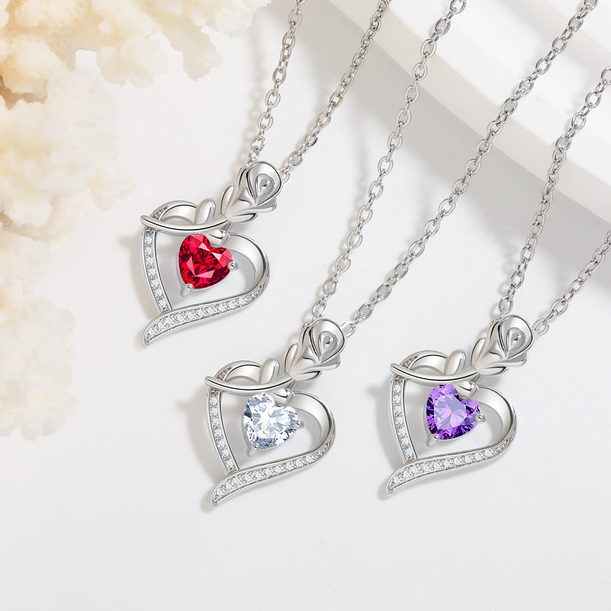 Rose Heart-shaped Necklace